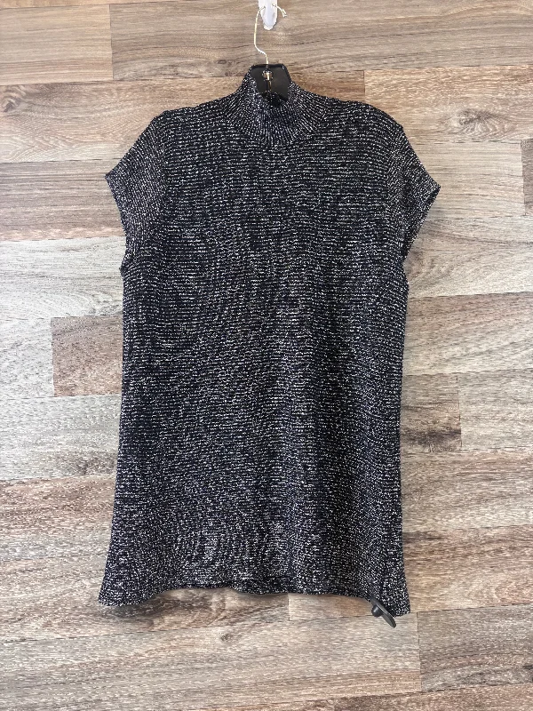 Sweater By Anne Klein In Silver, Size: Xl