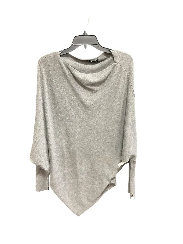 Sweater By Zara In Grey, Size: M