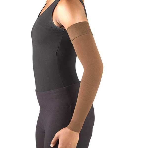 AW  7161 Lymphedema Armsleeve w/Silicone Top Band 20-30 mmHg (Sale)