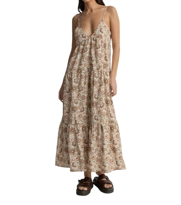 Raya Paisley Tiered Midi Dress In Natural