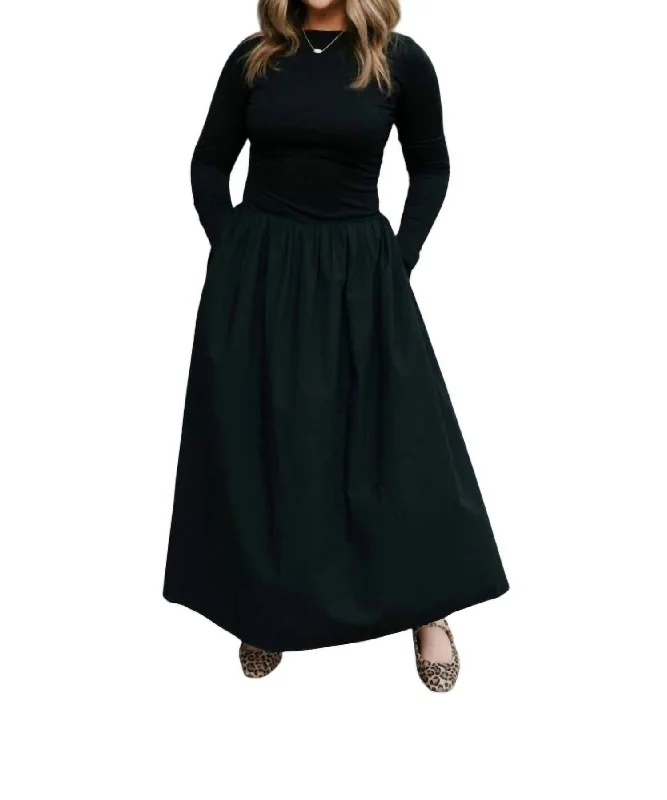 Long Sleeve Maxi Dress In Black