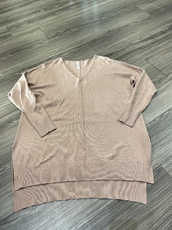 Top Long Sleeve By Clothes Mentor In Tan, Size: L